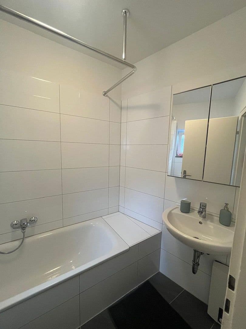 1 bedroom flat to rent, 30 m², Gladbacherstraße 39, Düsseldorf, North Rhine-Westphalia 1 bedroom flat to rent, 30 m², Gladbacherstraße 39, Düsseldorf, North Rhine-Westphalia