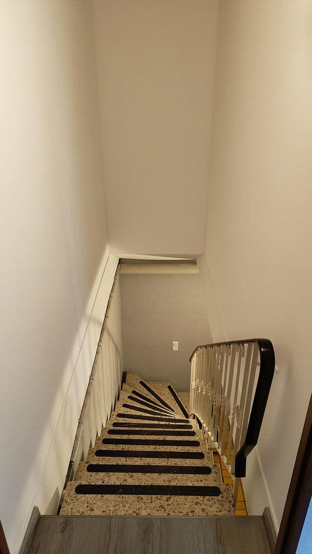 house to rent, 145 m², Osthofen, Rhineland-Palatinate house to rent, 145 m², Osthofen, Rhineland-Palatinate