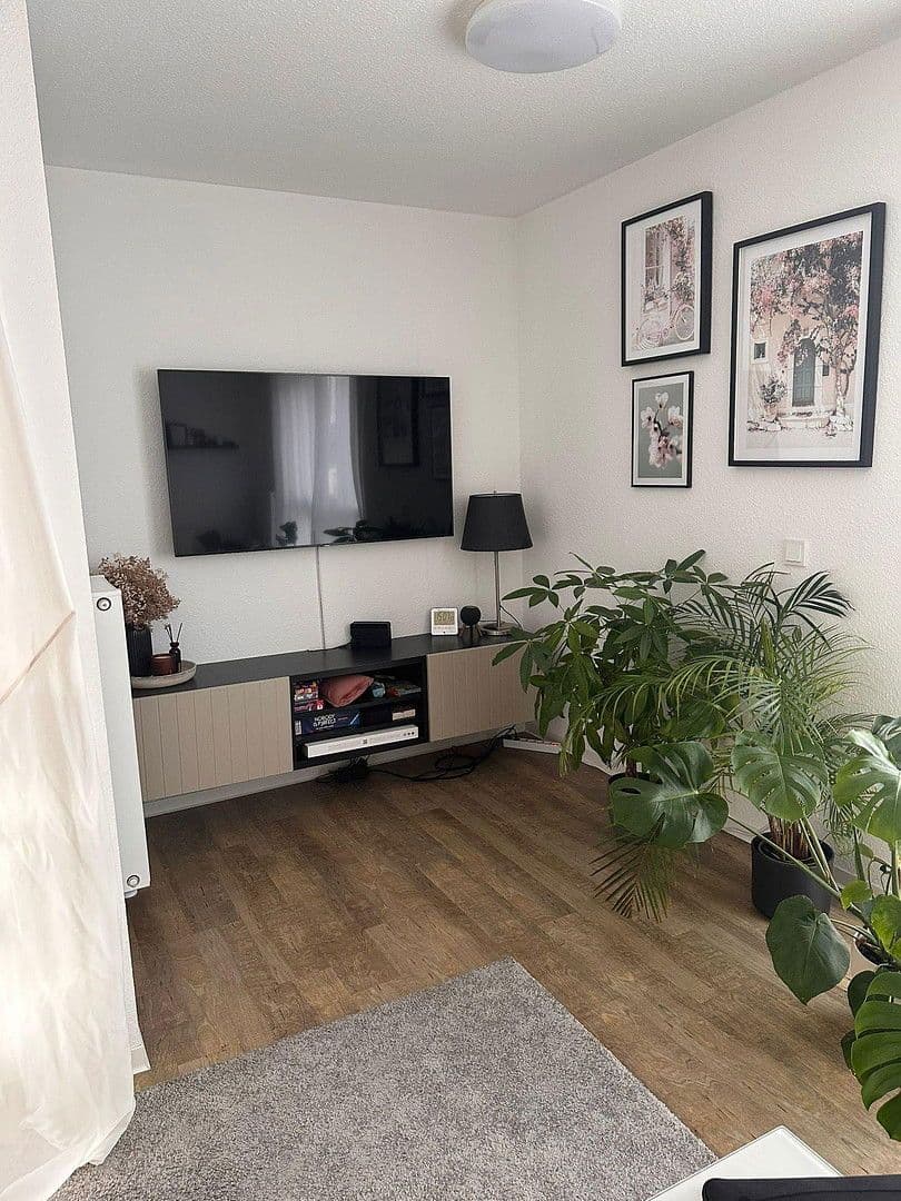 3 bedroom flat to rent, 71 m², Aristide-Briand-Str. 2, Herzogenaurach, Bavaria 3 bedroom flat to rent, 71 m², Aristide-Briand-Str. 2, Herzogenaurach, Bavaria