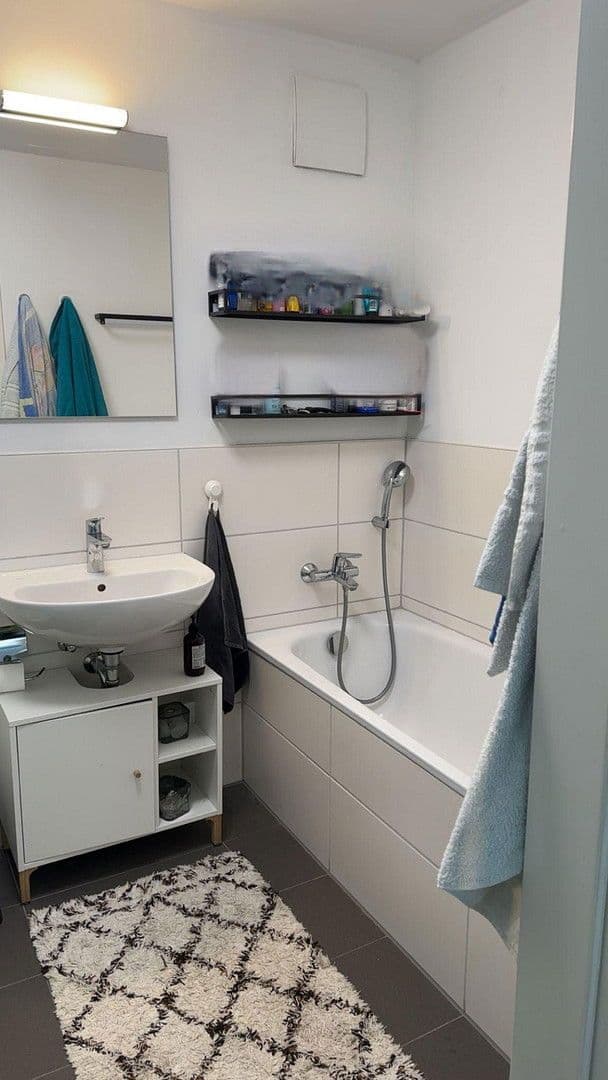 3 bedroom flat to rent, 71 m², Aristide-Briand-Str. 2, Herzogenaurach, Bavaria 3 bedroom flat to rent, 71 m², Aristide-Briand-Str. 2, Herzogenaurach, Bavaria