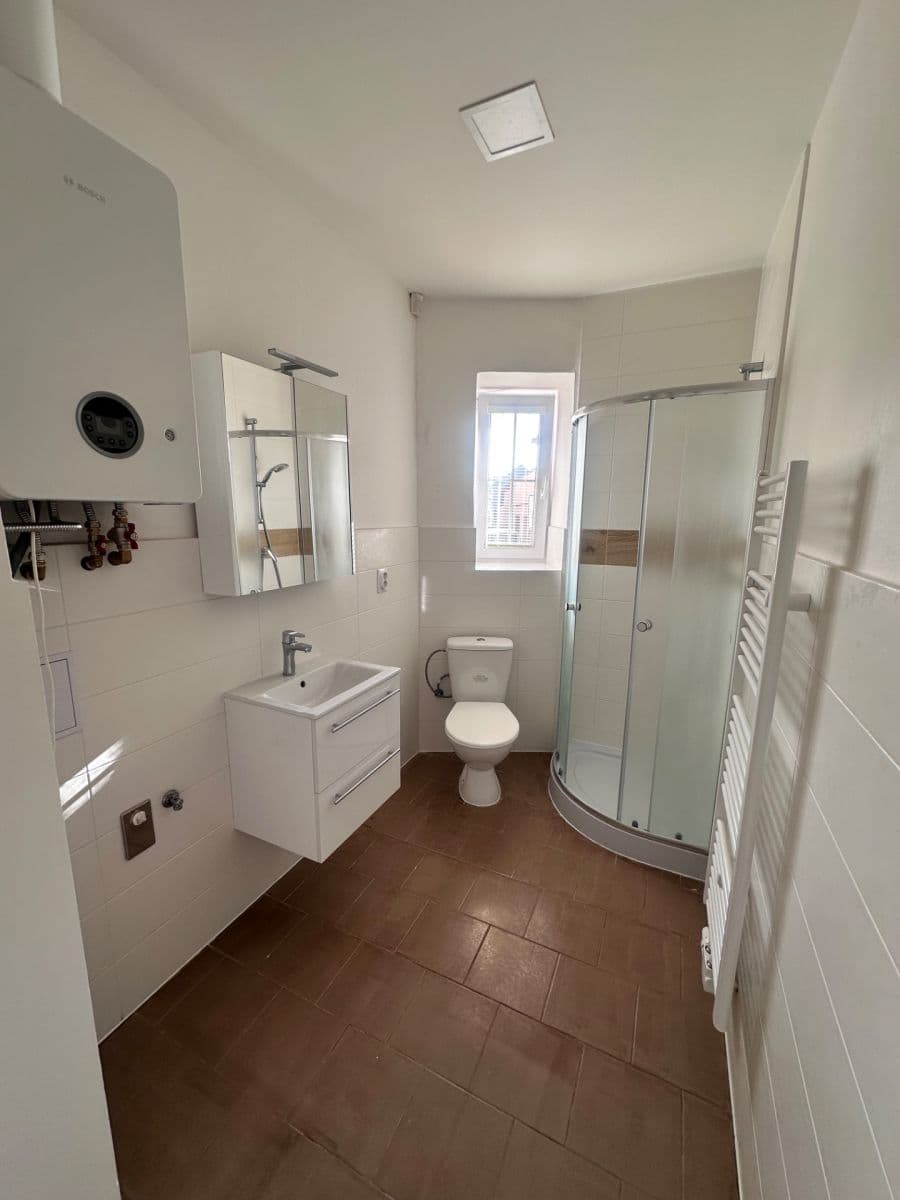 2 bedroom with open-plan kitchen flat to rent, 80 m², Dr. Steinera, Kladno, Středočeský Region 2 bedroom with open-plan kitchen flat to rent, 80 m², Dr. Steinera, Kladno, Středočeský Region