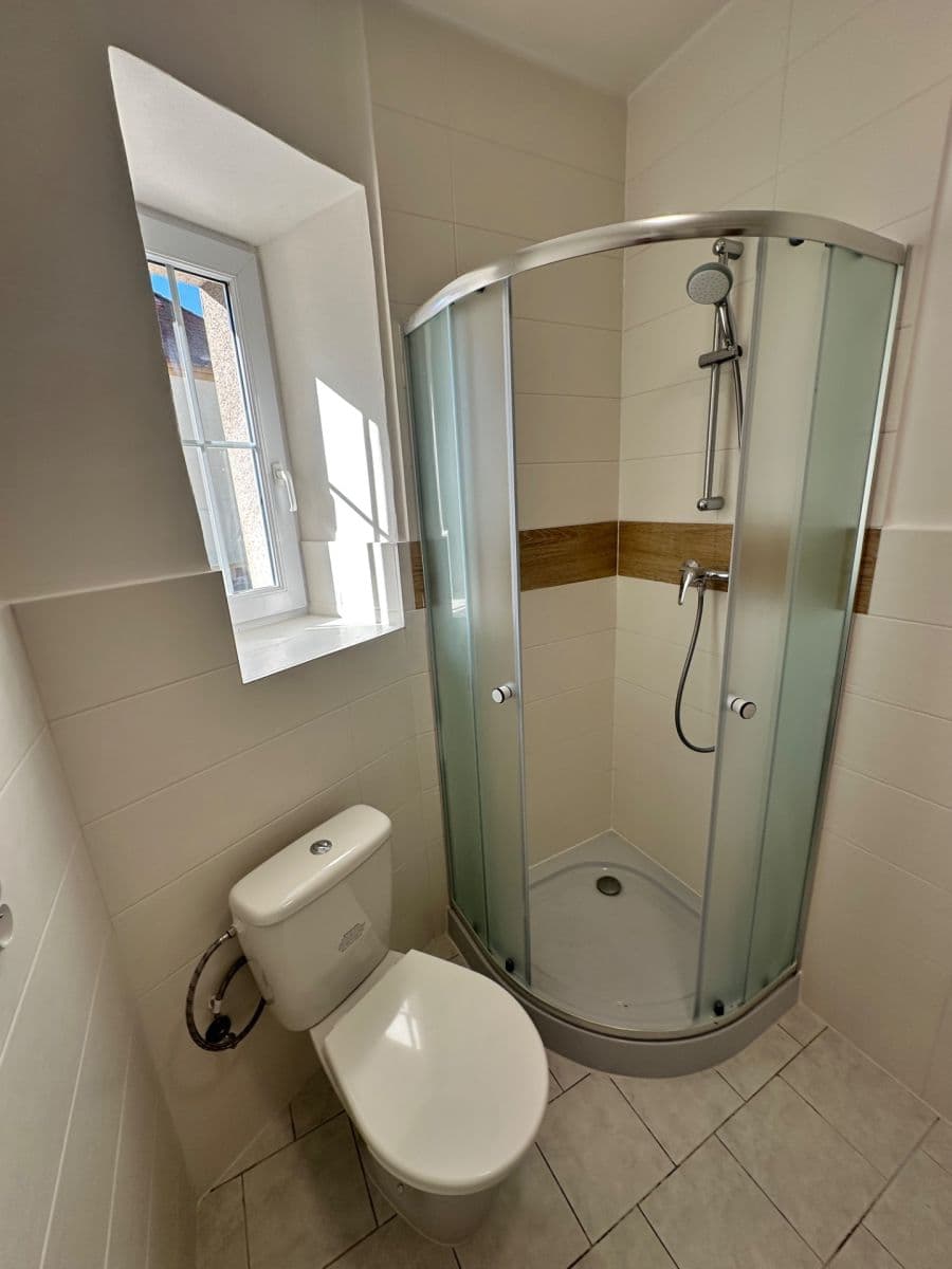 2 bedroom with open-plan kitchen flat to rent, 80 m², Dr. Steinera, Kladno, Středočeský Region 2 bedroom with open-plan kitchen flat to rent, 80 m², Dr. Steinera, Kladno, Středočeský Region