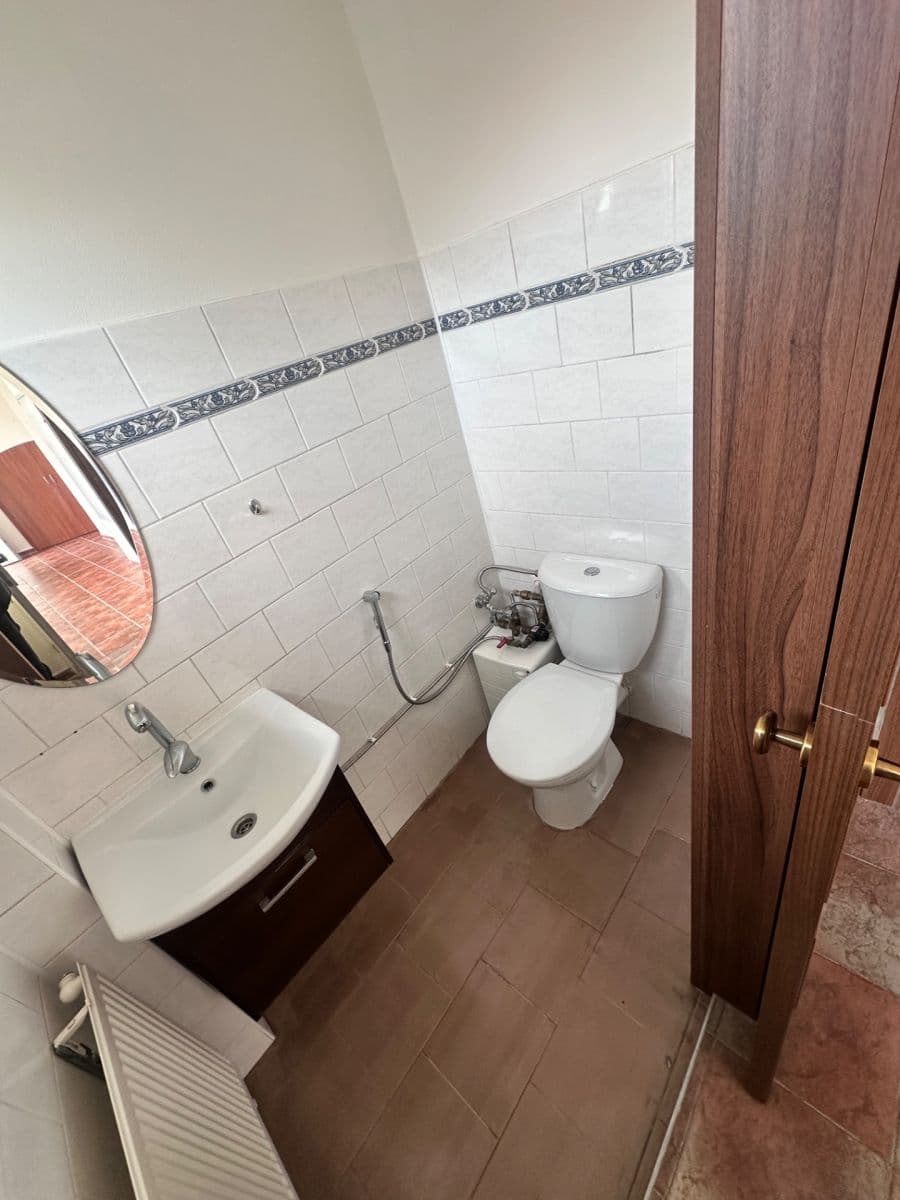 2 bedroom with open-plan kitchen flat to rent, 80 m², Dr. Steinera, Kladno, Středočeský Region 2 bedroom with open-plan kitchen flat to rent, 80 m², Dr. Steinera, Kladno, Středočeský Region