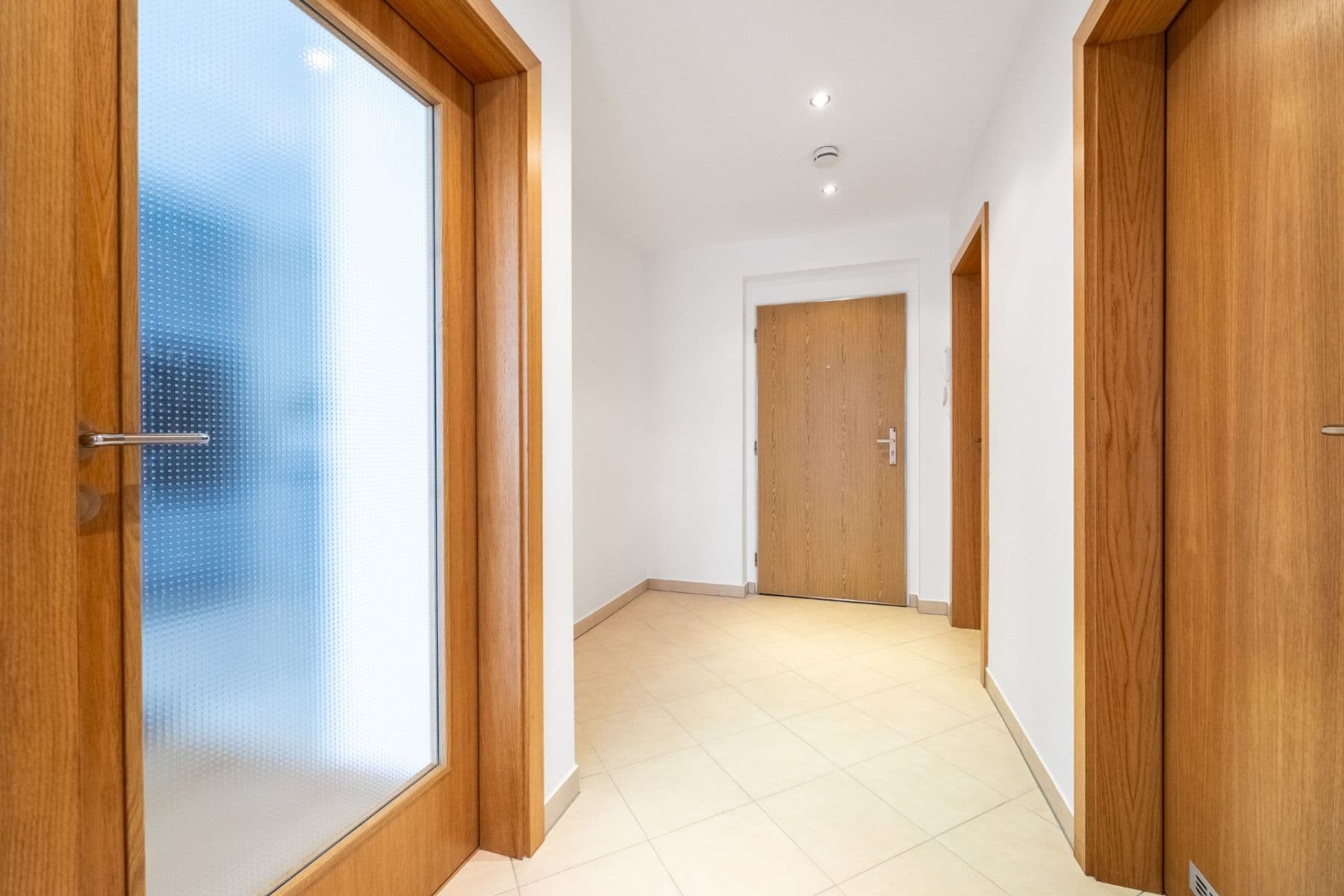 1 bedroom with open-plan kitchen flat to rent, 56 m², Míšovická, Prague, Prague 1 bedroom with open-plan kitchen flat to rent, 56 m², Míšovická, Prague, Prague