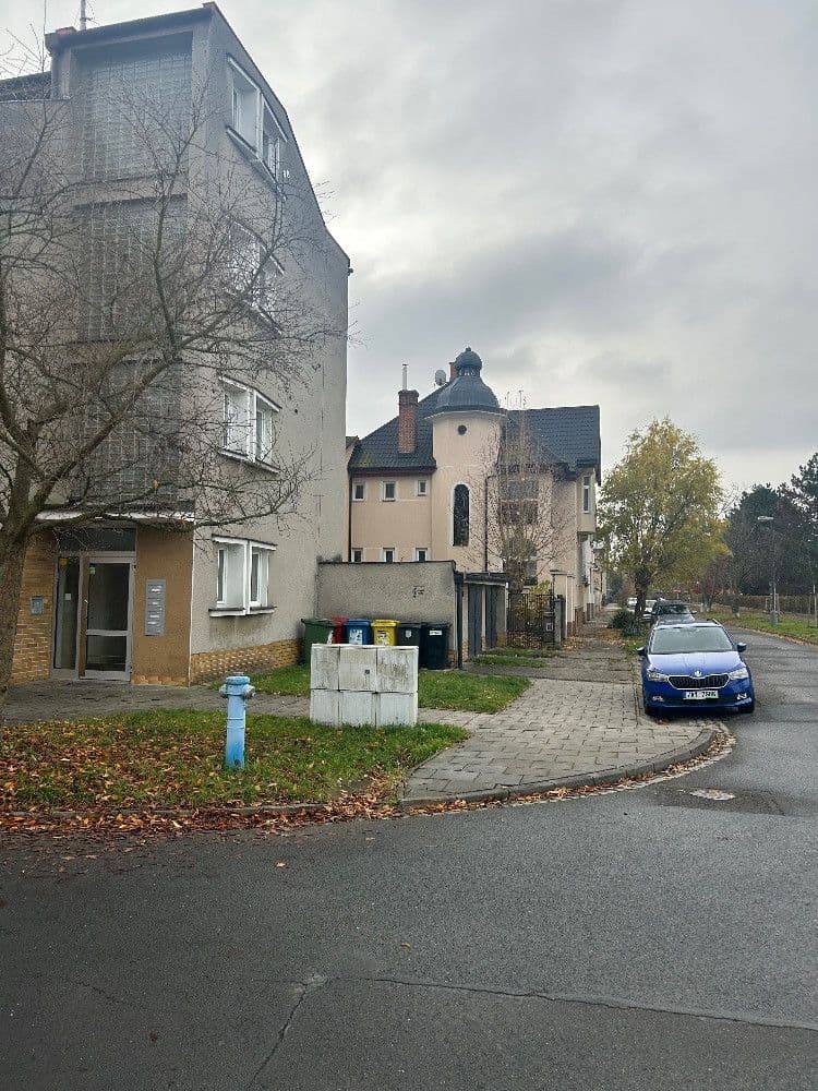 2 bedroom with open-plan kitchen flat to rent, 94 m², Klicperova, Olomouc, Olomoucký Region 2 bedroom with open-plan kitchen flat to rent, 94 m², Klicperova, Olomouc, Olomoucký Region