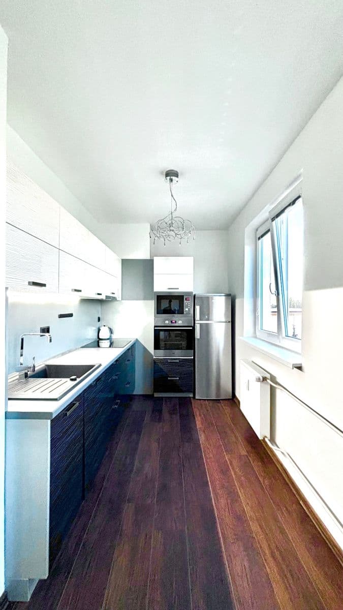 2 bedroom with open-plan kitchen flat for sale, 63 m², Československé armády, Skuteč, Pardubický Region 2 bedroom with open-plan kitchen flat for sale, 63 m², Československé armády, Skuteč, Pardubický Region