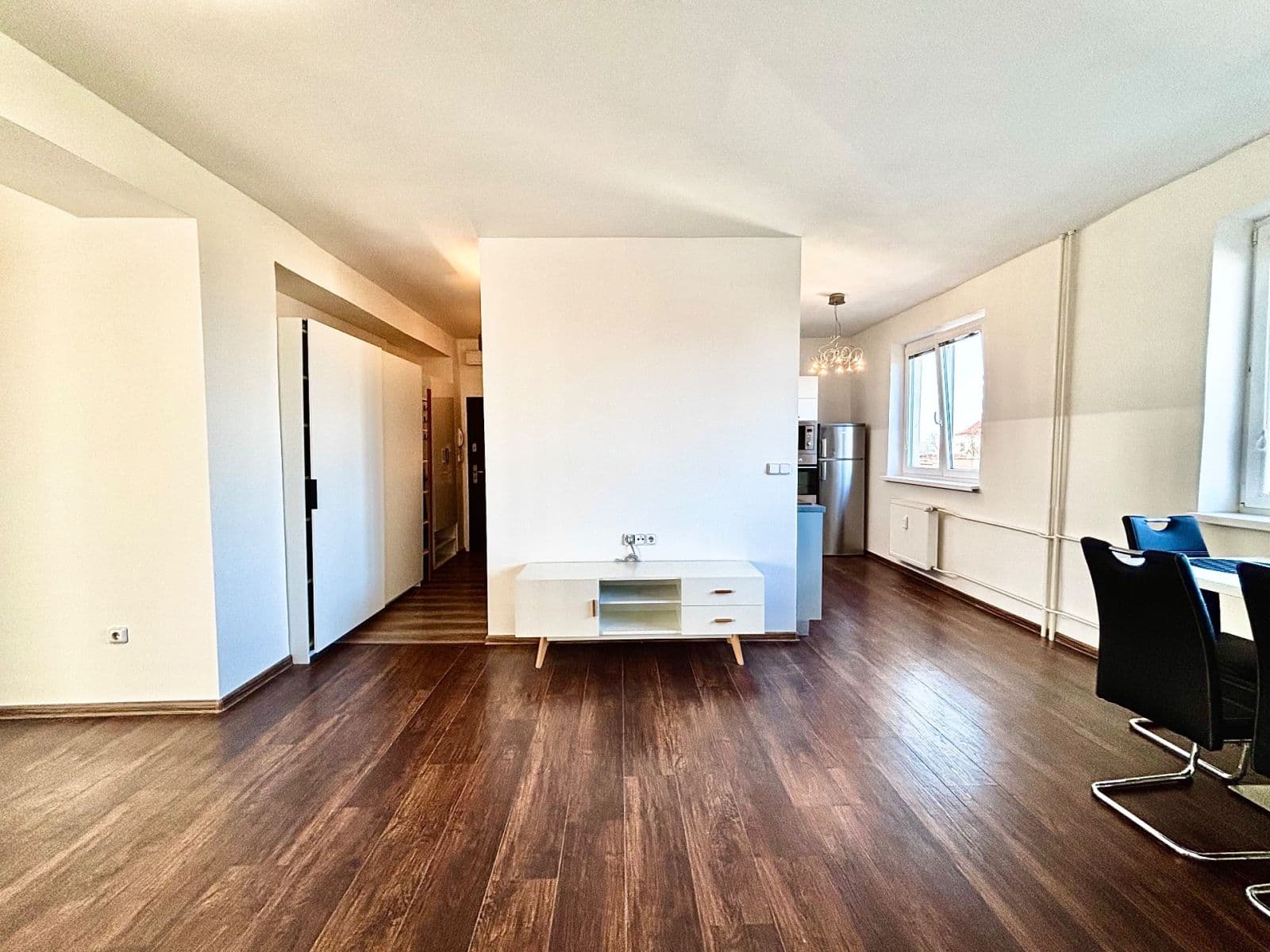 2 bedroom with open-plan kitchen flat for sale, 63 m², Československé armády, Skuteč, Pardubický Region 2 bedroom with open-plan kitchen flat for sale, 63 m², Československé armády, Skuteč, Pardubický Region