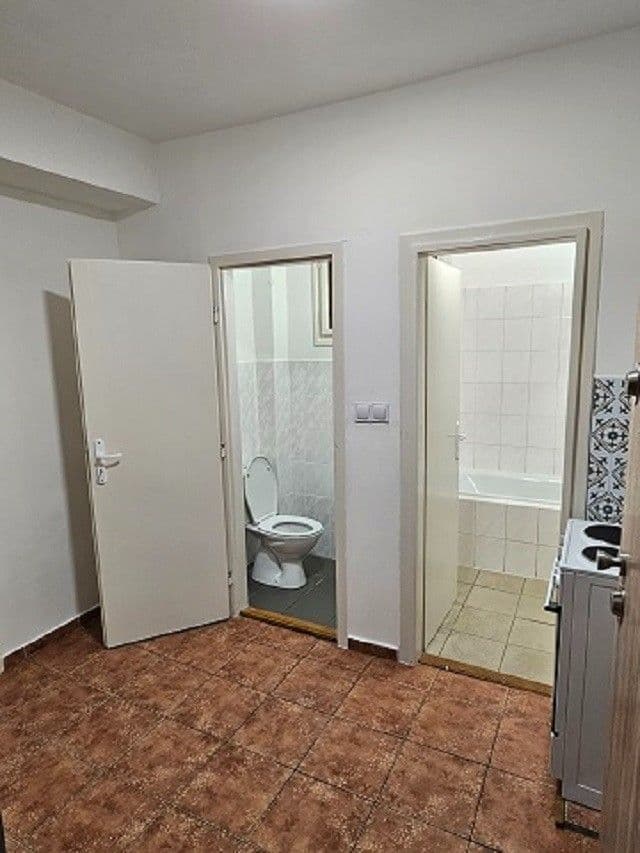 Studio flat to rent, 33 m², Merhautova, Brno, Jihomoravský Region Studio flat to rent, 33 m², Merhautova, Brno, Jihomoravský Region