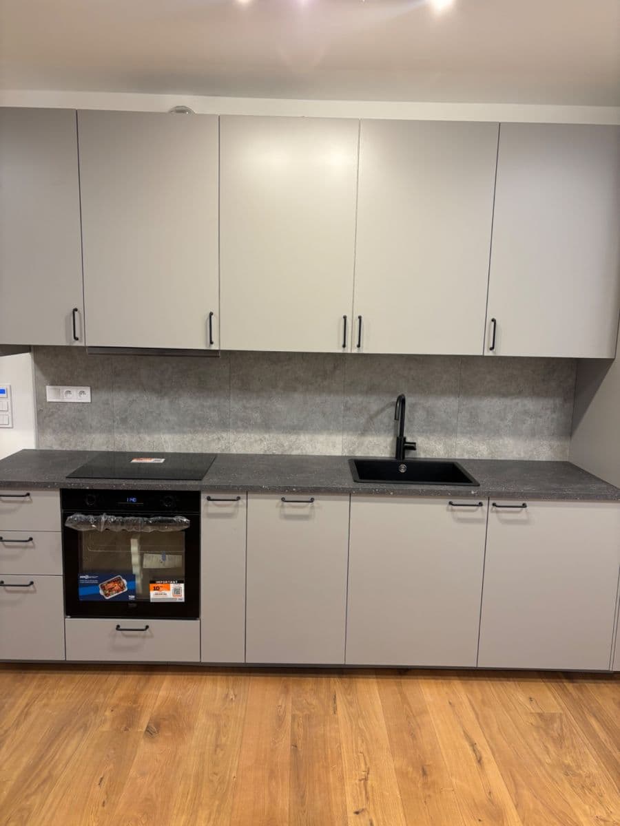 Studio flat to rent, 31 m², Starokošířská, Prague, Prague Studio flat to rent, 31 m², Starokošířská, Prague, Prague