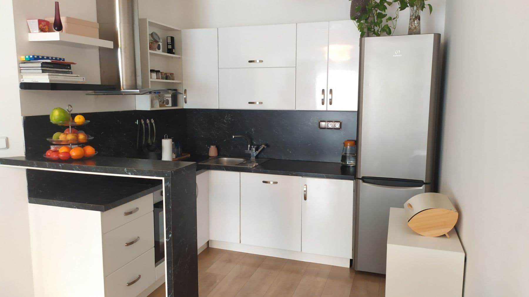 1 bedroom with open-plan kitchen flat to rent, 60 m², Na Břehu, Prague, Prague 1 bedroom with open-plan kitchen flat to rent, 60 m², Na Břehu, Prague, Prague