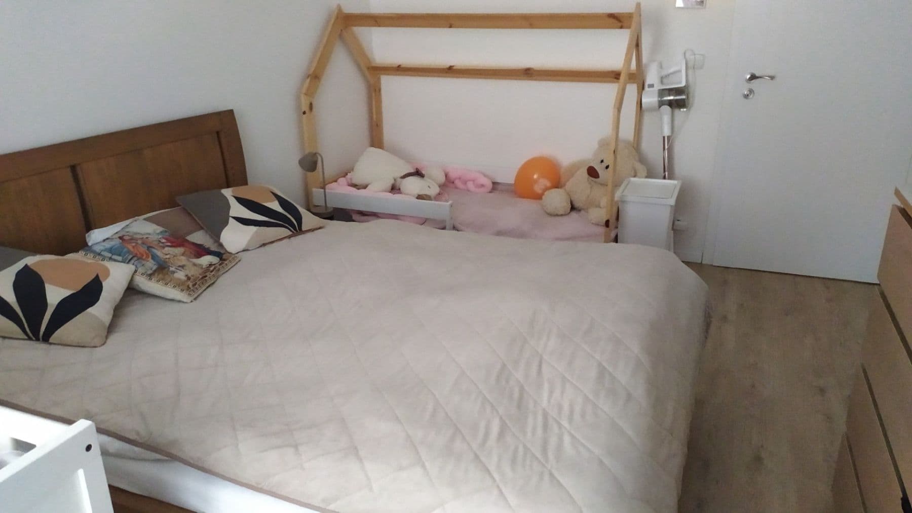 1 bedroom with open-plan kitchen flat to rent, 60 m², Na Břehu, Prague, Prague 1 bedroom with open-plan kitchen flat to rent, 60 m², Na Břehu, Prague, Prague