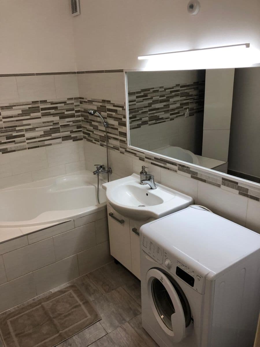 3 bedroom flat for sale, 78 m², 17. listopadu, Mladá Boleslav, Středočeský Region 3 bedroom flat for sale, 78 m², 17. listopadu, Mladá Boleslav, Středočeský Region