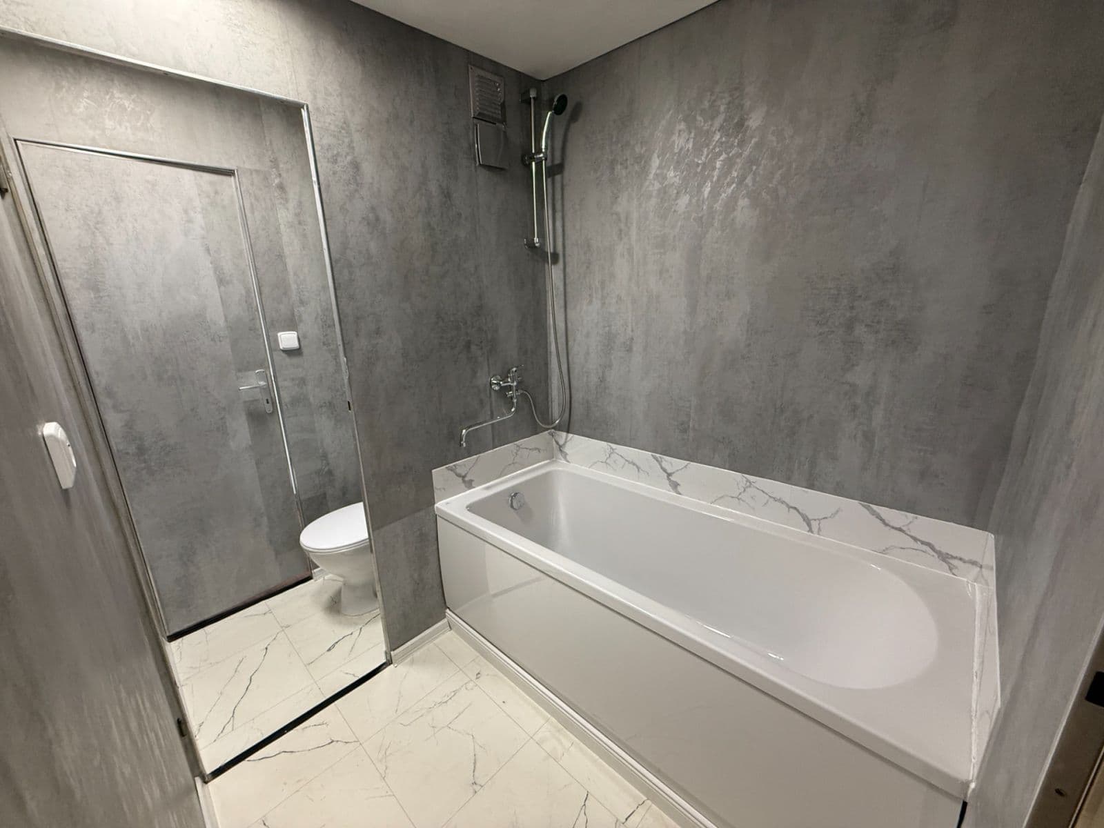 1 bedroom with open-plan kitchen flat to rent, 43 m², Heyrovského, Plzeň, Plzeňský Region 1 bedroom with open-plan kitchen flat to rent, 43 m², Heyrovského, Plzeň, Plzeňský Region