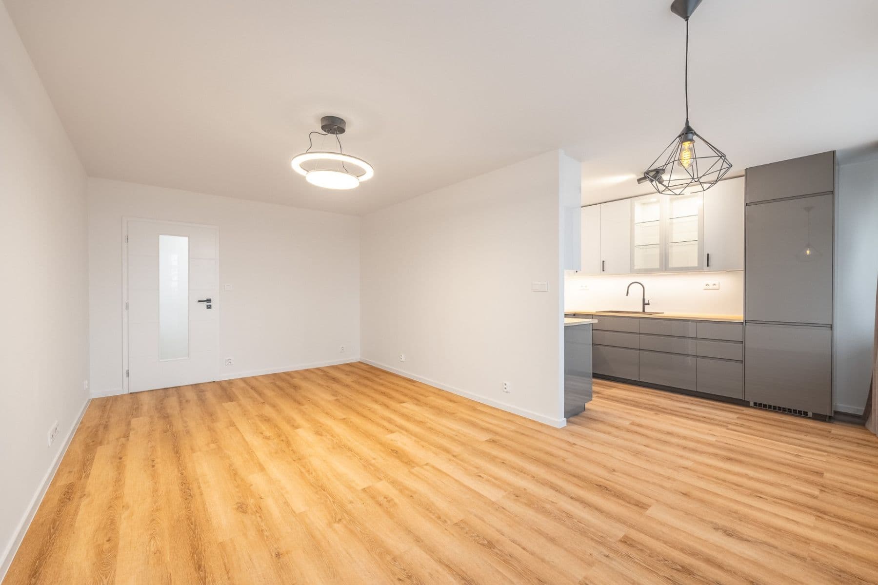 3 bedroom flat for sale, 77 m², Prosecká, Prague, Prague 3 bedroom flat for sale, 77 m², Prosecká, Prague, Prague