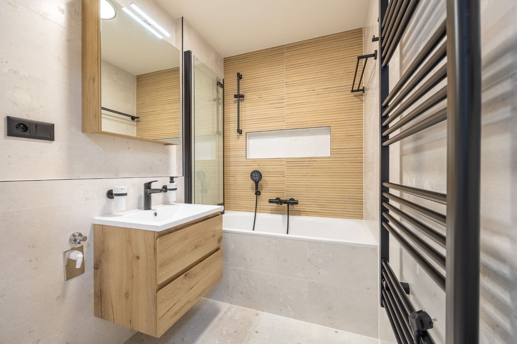 3 bedroom flat for sale, 77 m², Prosecká, Prague, Prague 3 bedroom flat for sale, 77 m², Prosecká, Prague, Prague