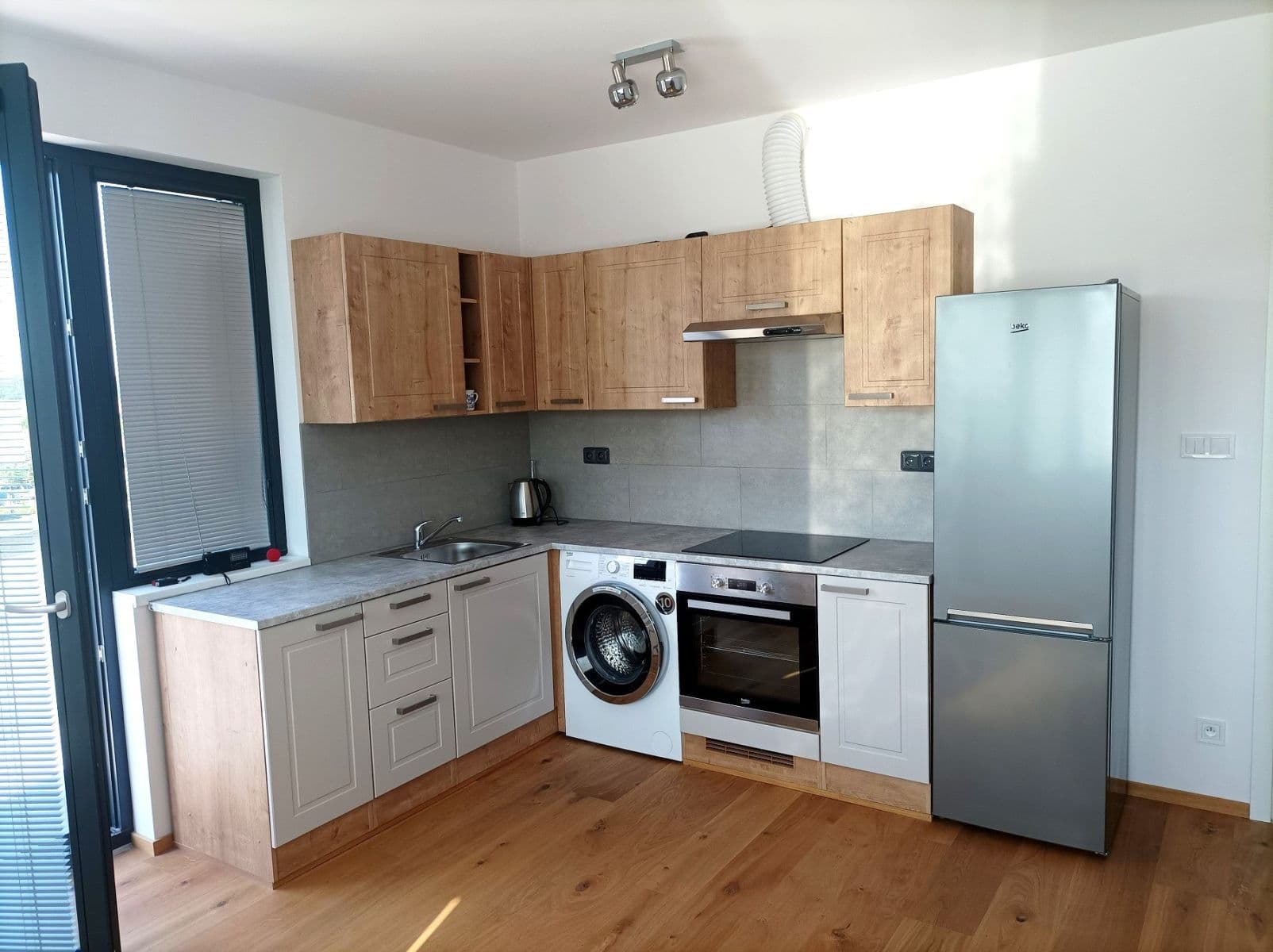 1 bedroom with open-plan kitchen flat to rent, 40 m², Karla IV., Horoměřice, Středočeský Region 1 bedroom with open-plan kitchen flat to rent, 40 m², Karla IV., Horoměřice, Středočeský Region