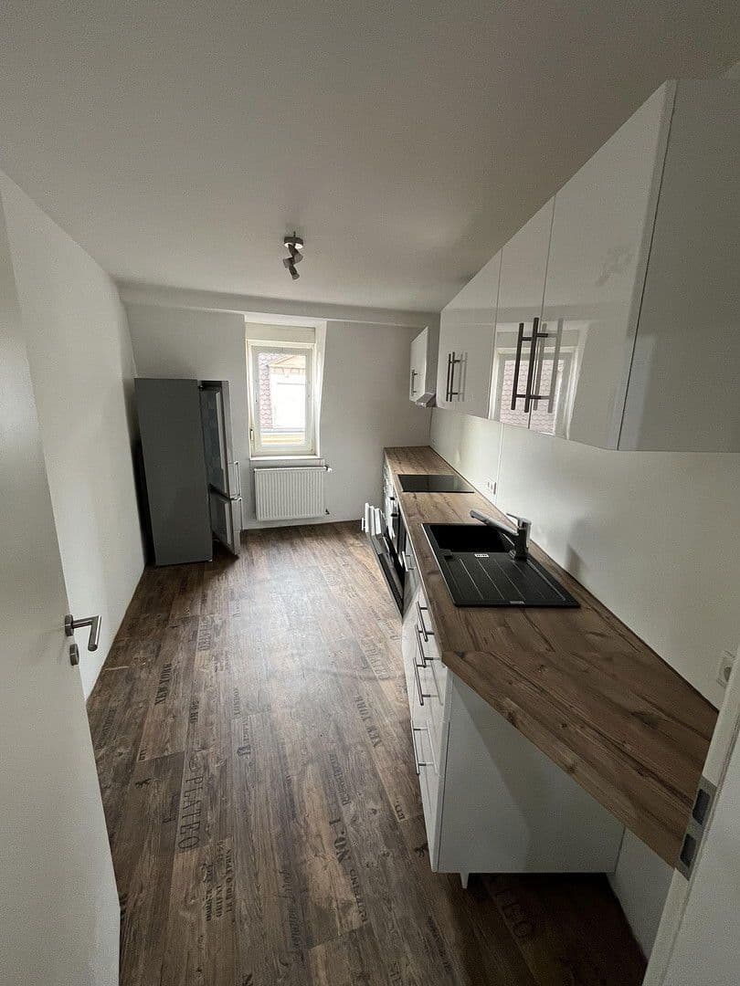 4 bedroom flat for sale, 100 m², Brücknerstr. 3, Zirndorf, Bavaria 4 bedroom flat for sale, 100 m², Brücknerstr. 3, Zirndorf, Bavaria