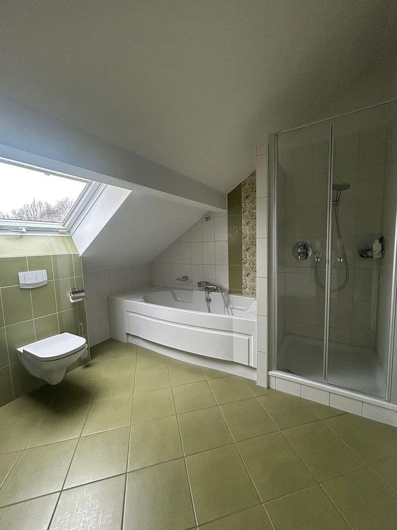 house for sale, 250 m², Wiehl, North Rhine-Westphalia house for sale, 250 m², Wiehl, North Rhine-Westphalia