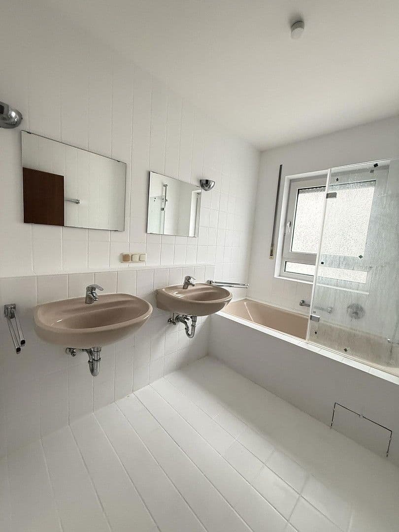 4 bedroom flat for sale, 105 m², Frankfurt am Main, Hesse 4 bedroom flat for sale, 105 m², Frankfurt am Main, Hesse