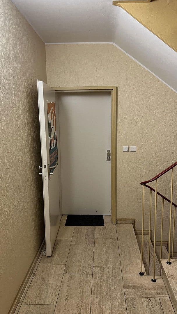 office to rent, 82 m², Marktstraße 148, Oberhausen, North Rhine-Westphalia office to rent, 82 m², Marktstraße 148, Oberhausen, North Rhine-Westphalia