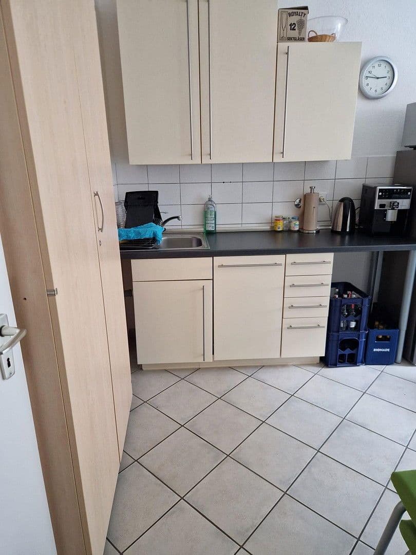 office to rent, 82 m², Marktstraße 148, Oberhausen, North Rhine-Westphalia office to rent, 82 m², Marktstraße 148, Oberhausen, North Rhine-Westphalia