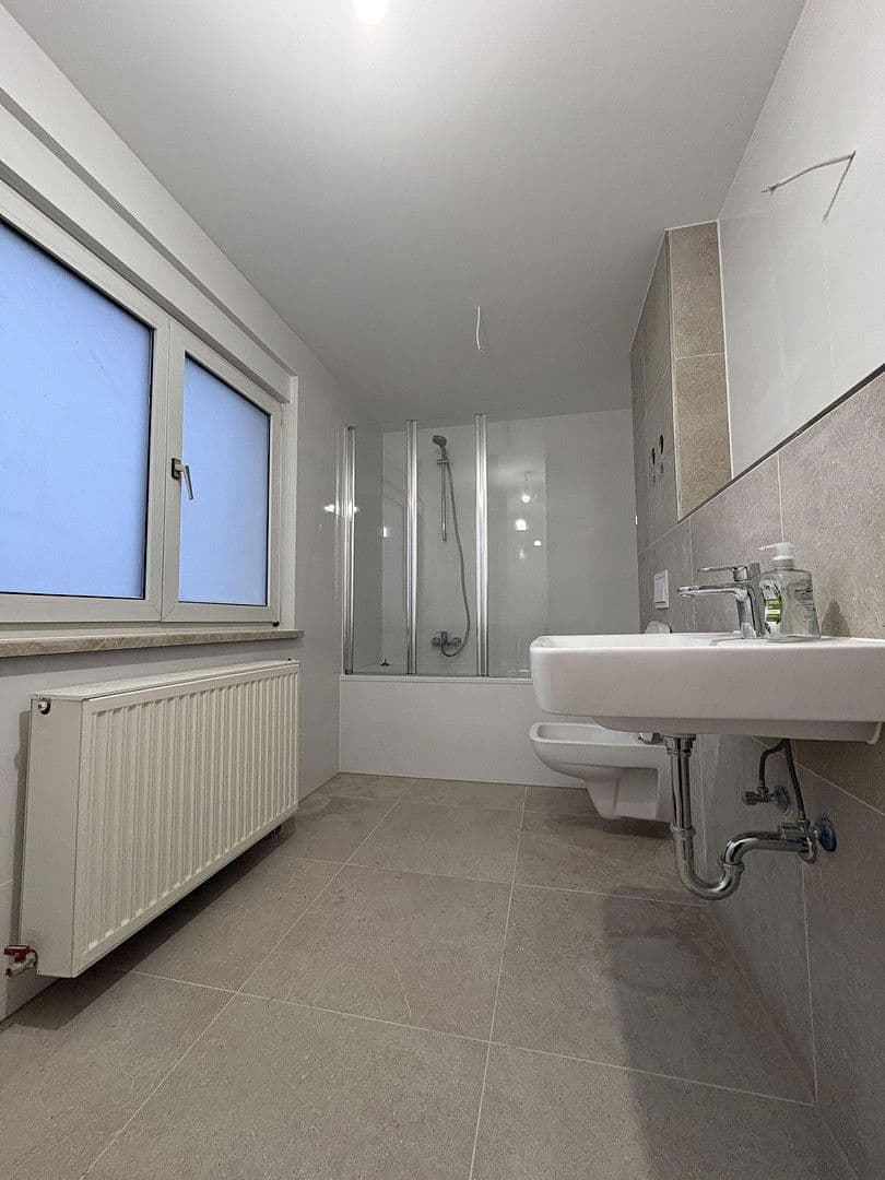 2 bedroom with open-plan kitchen flat to rent, 81 m², Feilbingert, Rhineland-Palatinate 2 bedroom with open-plan kitchen flat to rent, 81 m², Feilbingert, Rhineland-Palatinate