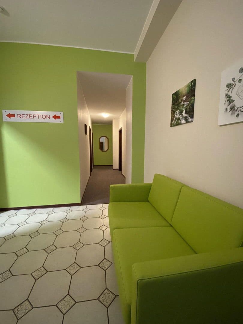 non-residential property for sale, 3,500 m², Udostr. 72-74, Trier, Rhineland-Palatinate non-residential property for sale, 3,500 m², Udostr. 72-74, Trier, Rhineland-Palatinate