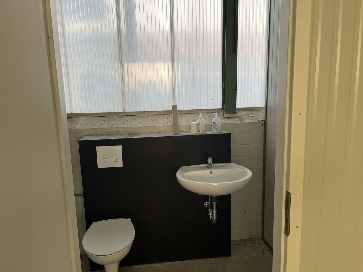 non-residential property to rent, 270 m², Dortmund, North Rhine-Westphalia non-residential property to rent, 270 m², Dortmund, North Rhine-Westphalia