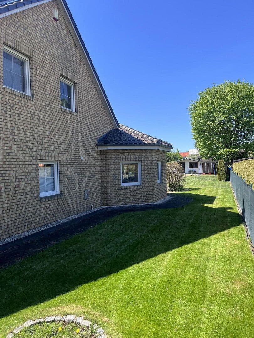 house for sale, 170 m², Fredersdorf-Vogelsdorf, Brandenburg house for sale, 170 m², Fredersdorf-Vogelsdorf, Brandenburg