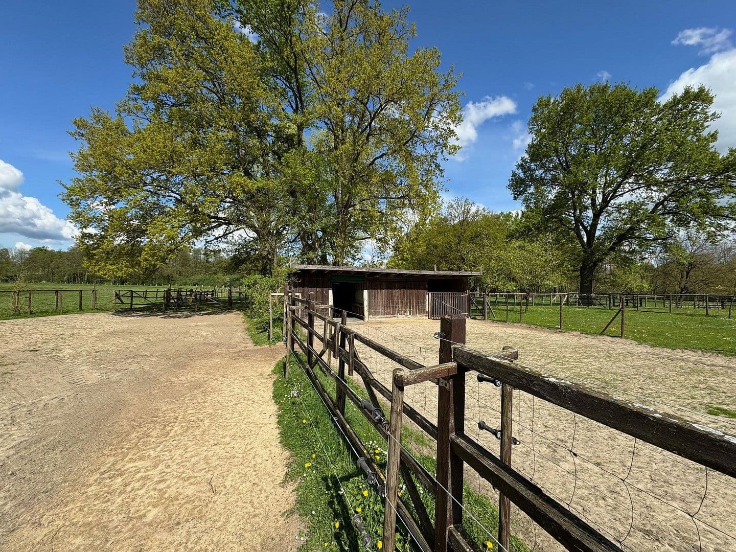 house for sale, 683 m², Bleckede, Lower Saxony house for sale, 683 m², Bleckede, Lower Saxony