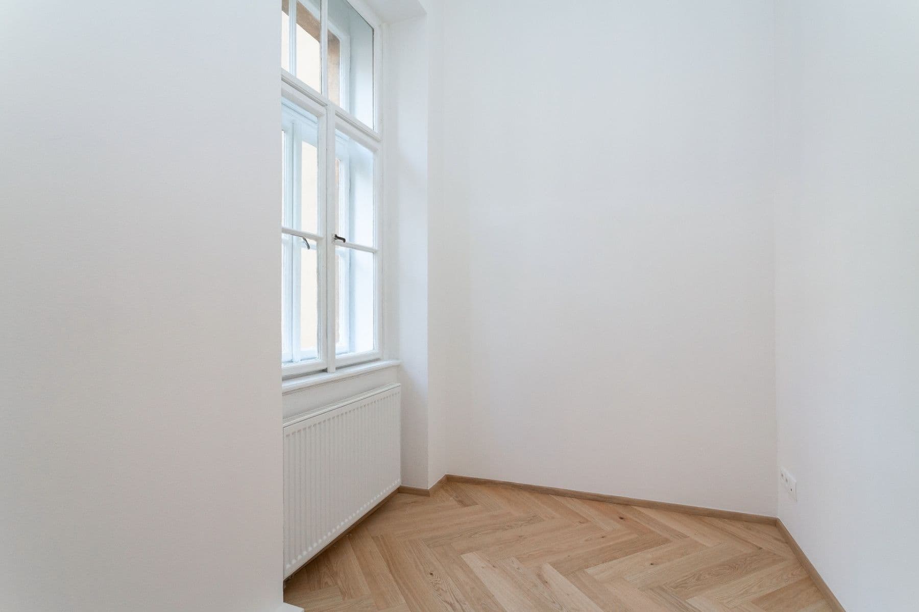 3 bedroom with open-plan kitchen flat for sale, 95 m², Dukelských hrdinů, Prague, Prague 3 bedroom with open-plan kitchen flat for sale, 95 m², Dukelských hrdinů, Prague, Prague