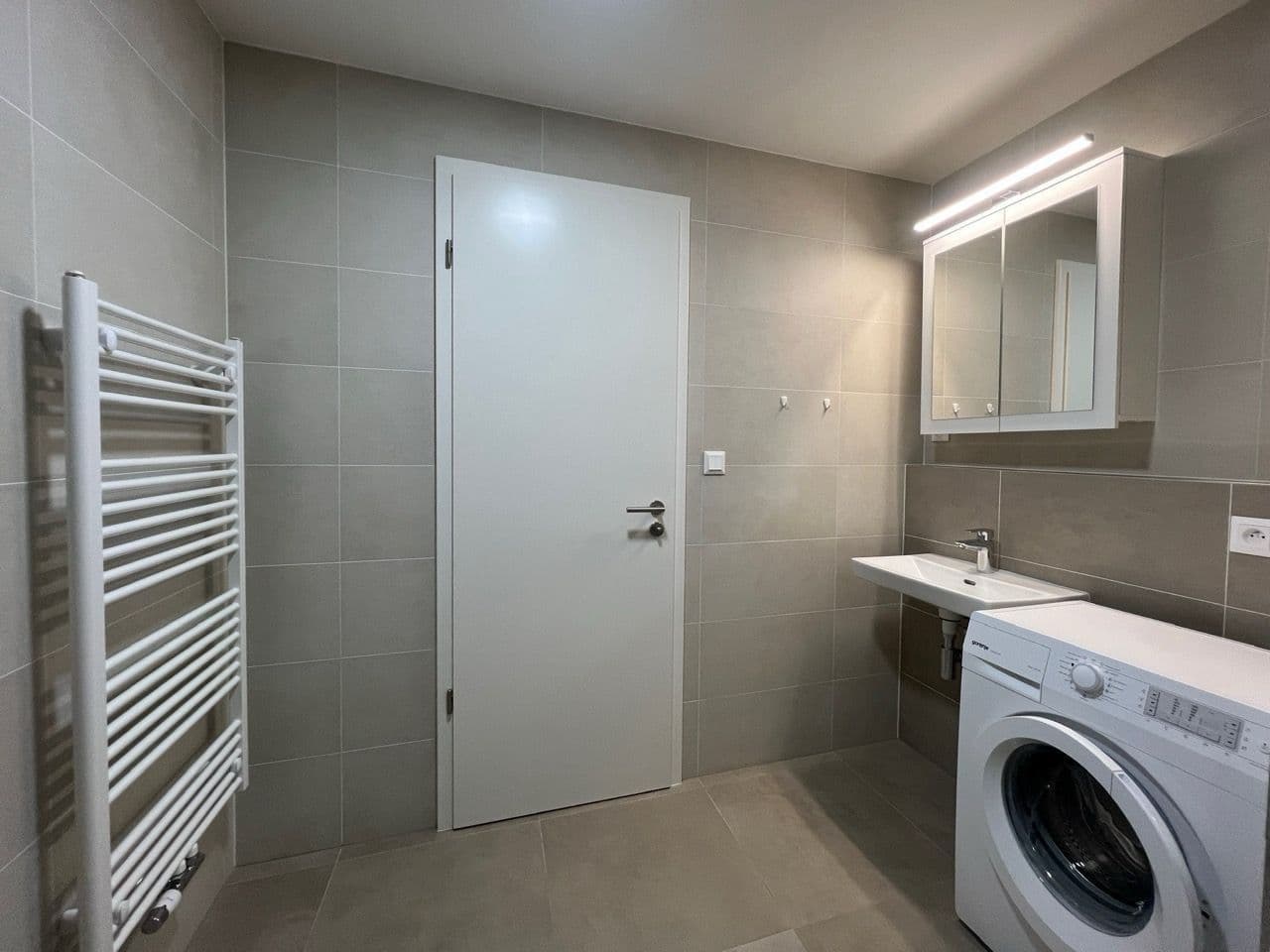 Studio flat to rent, 36 m², Počernická, Prague, Prague Studio flat to rent, 36 m², Počernická, Prague, Prague