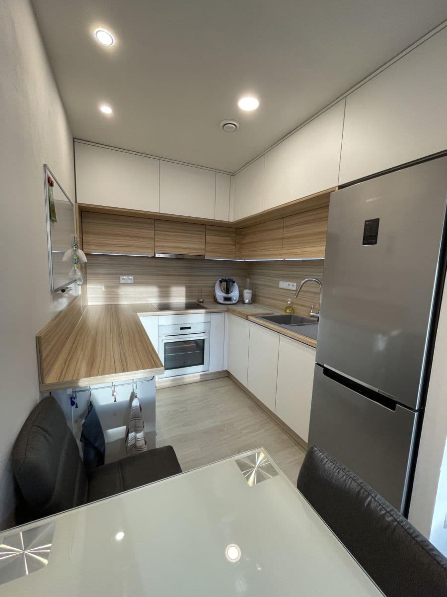 1 bedroom with open-plan kitchen flat to rent, 47 m², K Zahrádkám, Prague, Prague 1 bedroom with open-plan kitchen flat to rent, 47 m², K Zahrádkám, Prague, Prague