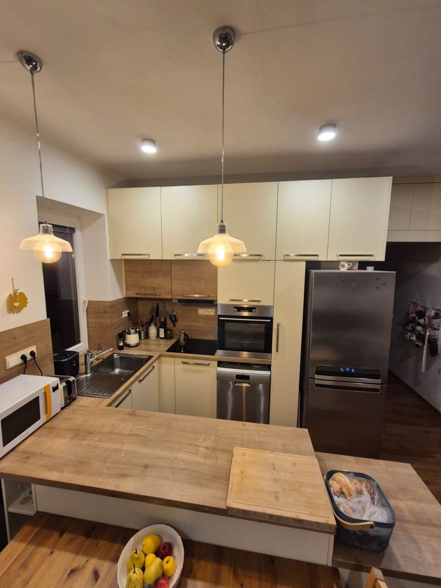 2 bedroom with open-plan kitchen flat for sale, 74 m², Vymazalova, Brno, Jihomoravský Region 2 bedroom with open-plan kitchen flat for sale, 74 m², Vymazalova, Brno, Jihomoravský Region