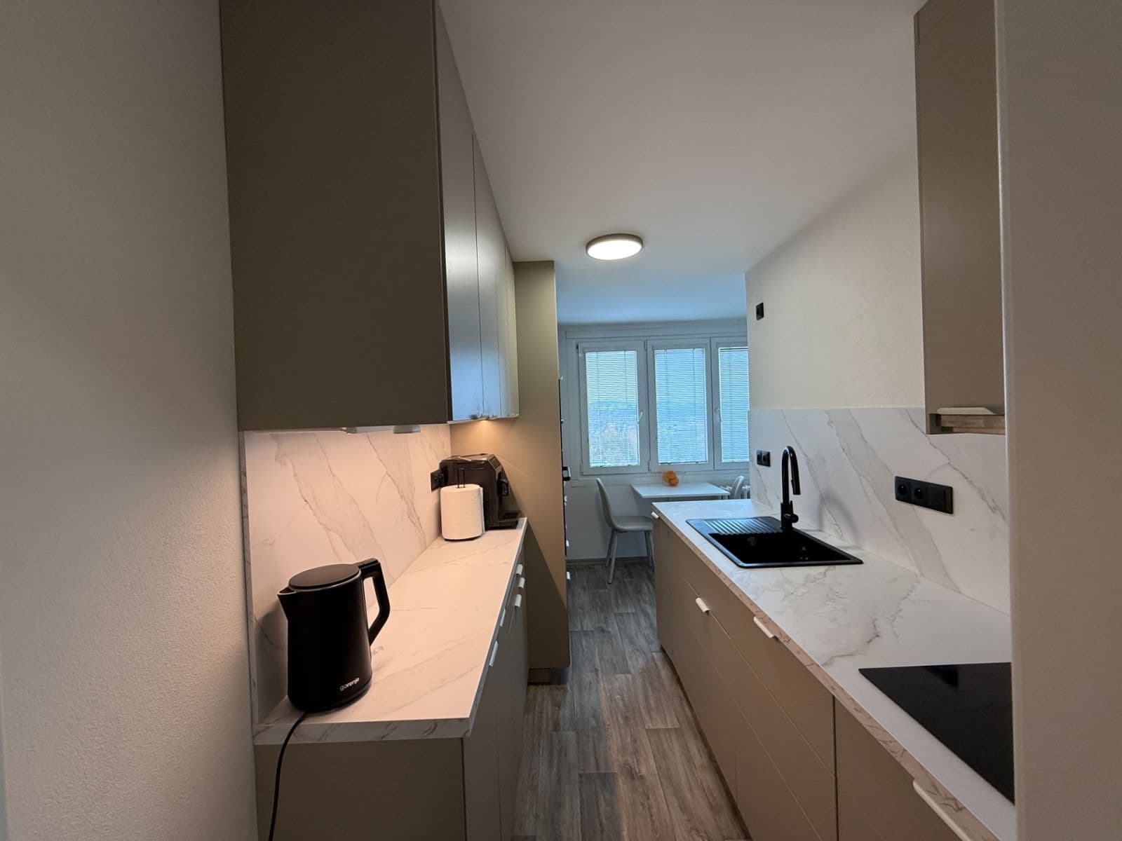 3 bedroom flat for sale, 74 m², Železničářská, Plzeň, Plzeňský Region 3 bedroom flat for sale, 74 m², Železničářská, Plzeň, Plzeňský Region