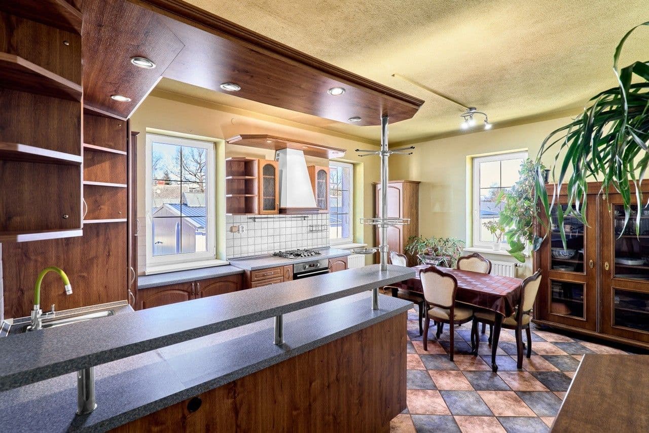 3 bedroom flat to rent, 89 m², Nerudova, Karlovy Vary, Karlovarský Region 3 bedroom flat to rent, 89 m², Nerudova, Karlovy Vary, Karlovarský Region