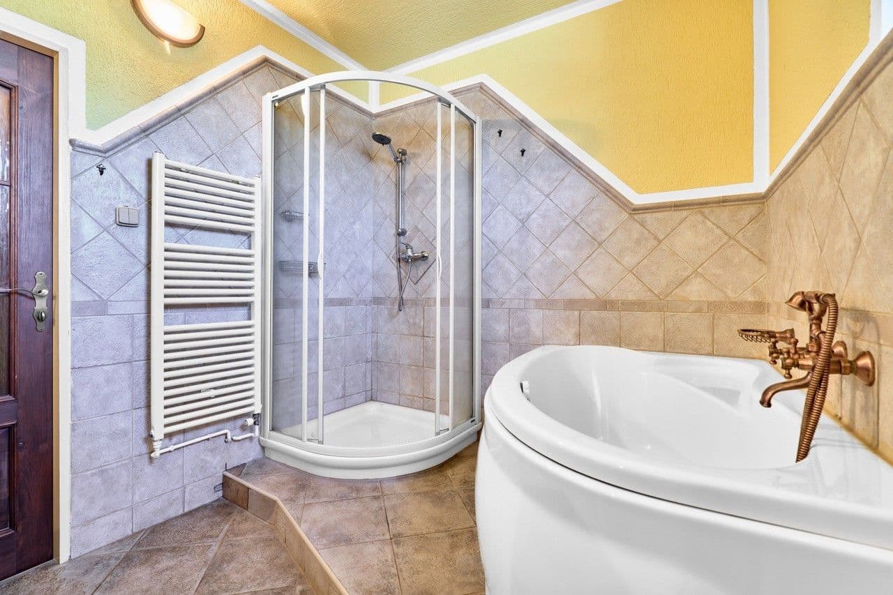 3 bedroom flat to rent, 89 m², Nerudova, Karlovy Vary, Karlovarský Region 3 bedroom flat to rent, 89 m², Nerudova, Karlovy Vary, Karlovarský Region