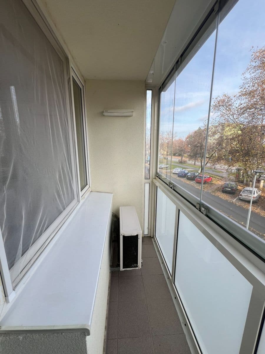 2 bedroom flat to rent, 64 m², Čechovy sady, Kolín, Středočeský Region 2 bedroom flat to rent, 64 m², Čechovy sady, Kolín, Středočeský Region