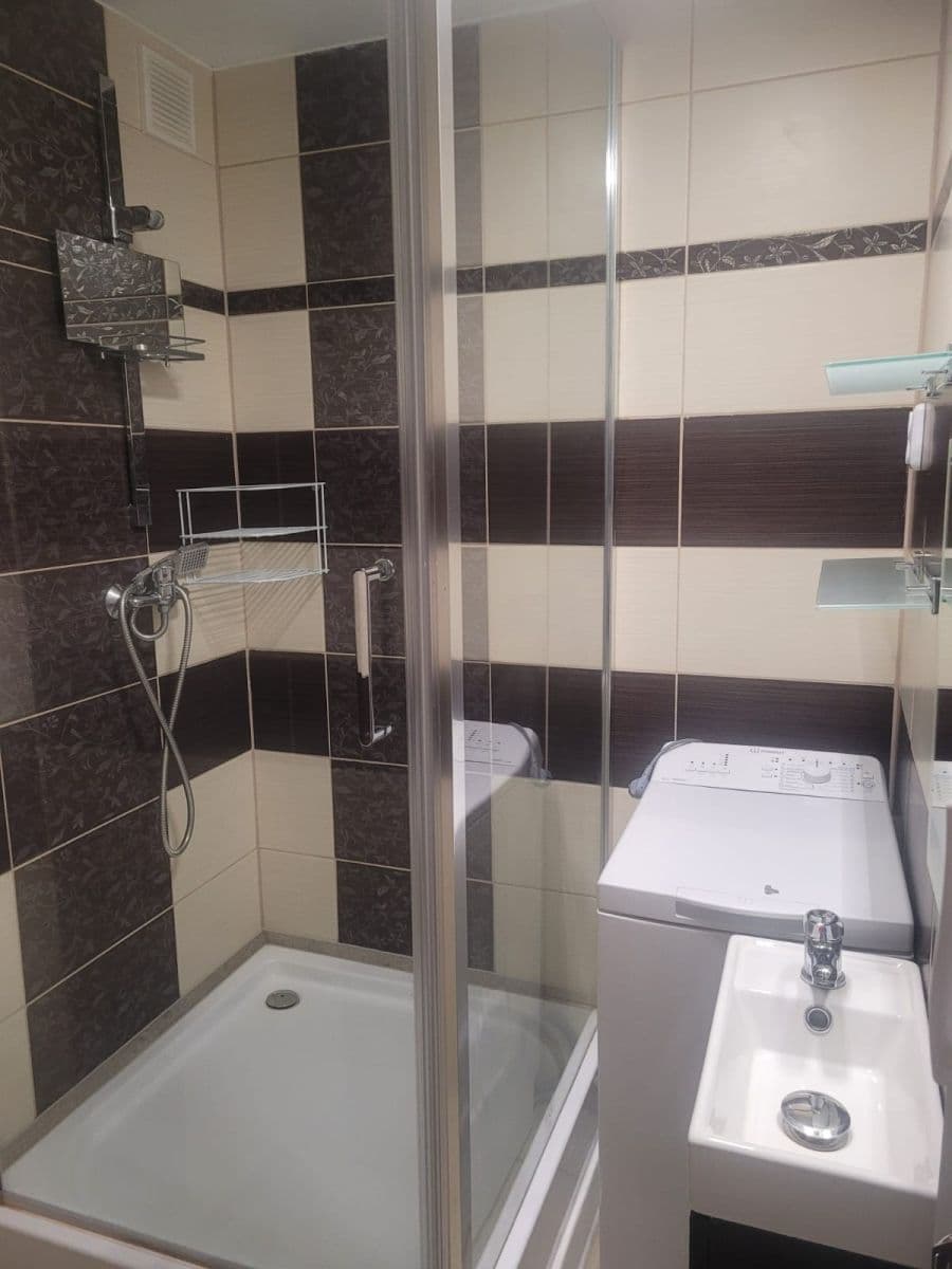 1 bedroom with open-plan kitchen flat for sale, 40 m², Na Výsluní, Litoměřice, Ústecký Region 1 bedroom with open-plan kitchen flat for sale, 40 m², Na Výsluní, Litoměřice, Ústecký Region