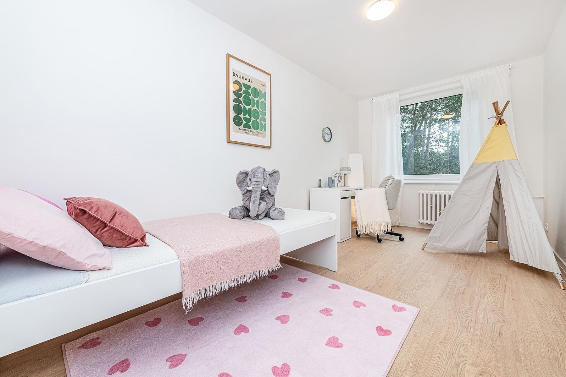 4 bedroom with open-plan kitchen flat for sale, 95 m², Pražského, Prague, Prague 4 bedroom with open-plan kitchen flat for sale, 95 m², Pražského, Prague, Prague