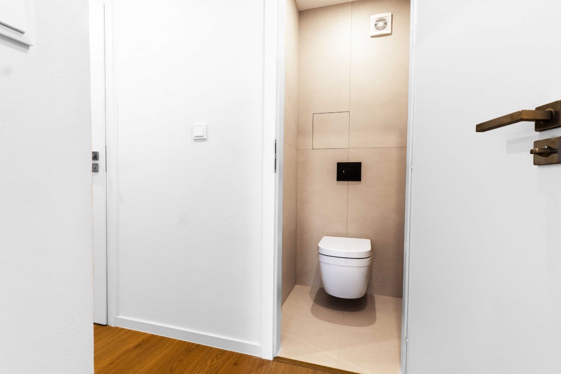 4 bedroom with open-plan kitchen flat for sale, 95 m², Pražského, Prague, Prague 4 bedroom with open-plan kitchen flat for sale, 95 m², Pražského, Prague, Prague