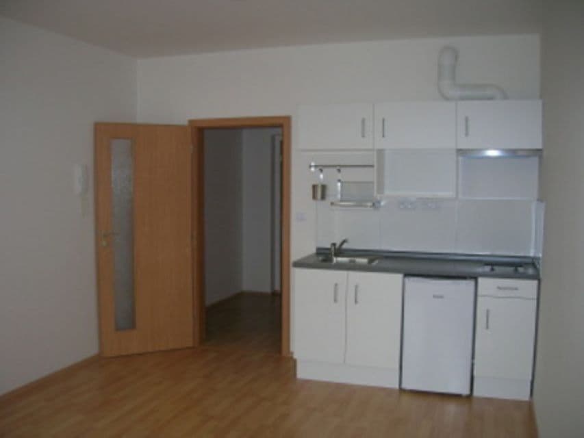 Studio flat to rent, 26 m², U Slovanky, Prague, Prague Studio flat to rent, 26 m², U Slovanky, Prague, Prague