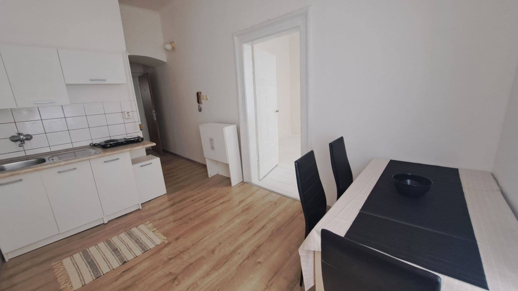 1 bedroom flat to rent, 46 m², Tylova, Plzeň, Plzeňský Region 1 bedroom flat to rent, 46 m², Tylova, Plzeň, Plzeňský Region