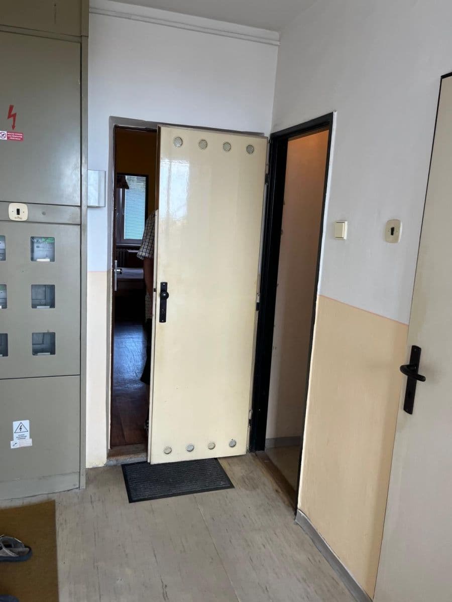 1 bedroom with open-plan kitchen flat for sale, 43 m², Moravcova, Kolín, Středočeský Region 1 bedroom with open-plan kitchen flat for sale, 43 m², Moravcova, Kolín, Středočeský Region