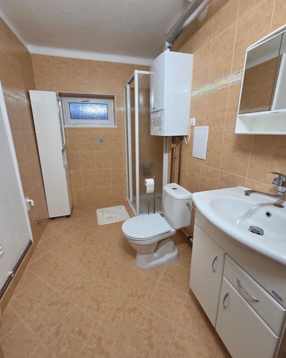 2 bedroom flat to rent, 62 m², Žižkova, Příbram, Středočeský Region 2 bedroom flat to rent, 62 m², Žižkova, Příbram, Středočeský Region