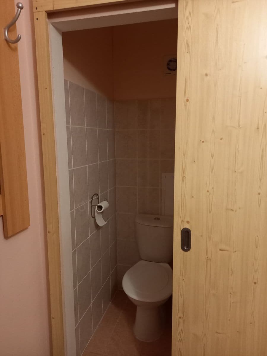 1 bedroom flat to rent, 35 m², Kojetická, Neratovice, Středočeský Region 1 bedroom flat to rent, 35 m², Kojetická, Neratovice, Středočeský Region