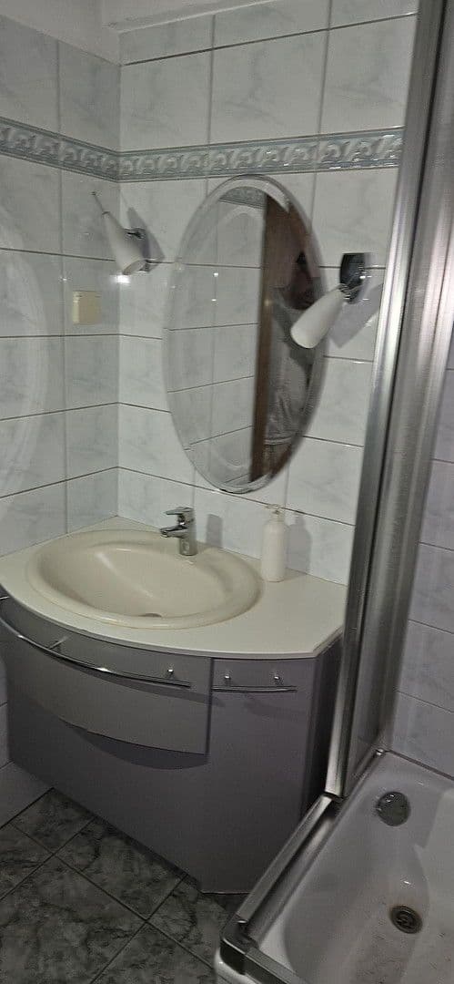 1 bedroom with open-plan kitchen flat to rent, 65 m², Alte Bahnhofstraße 174, Bochum, North Rhine-Westphalia 1 bedroom with open-plan kitchen flat to rent, 65 m², Alte Bahnhofstraße 174, Bochum, North Rhine-Westphalia