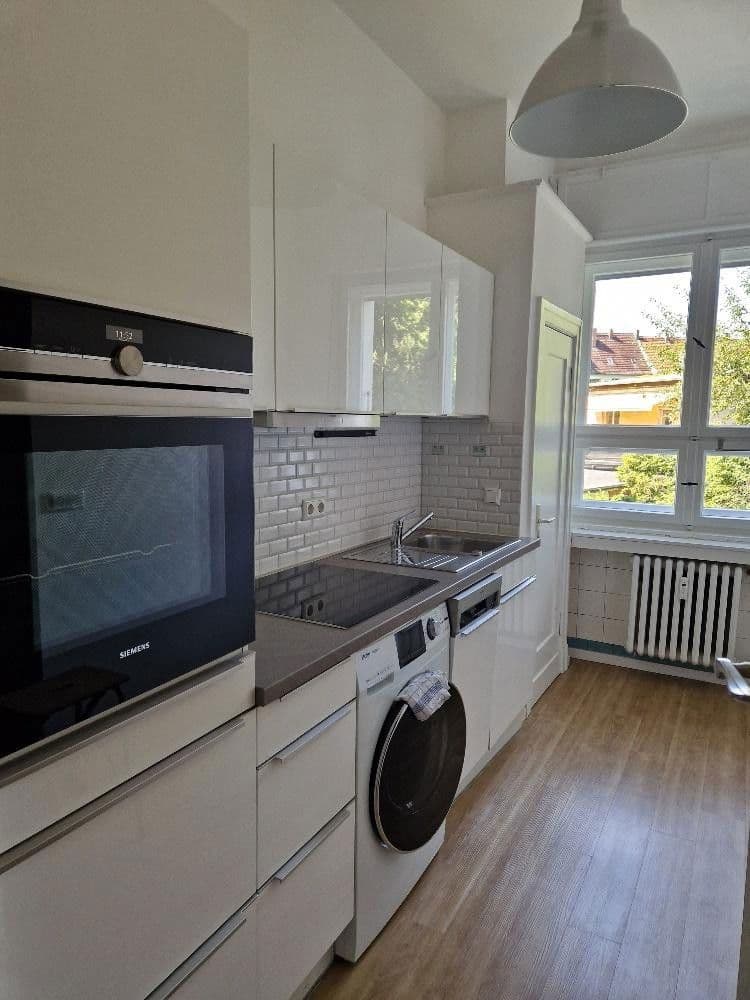 2 bedroom with open-plan kitchen flat for sale, 85 m², Klingsorplatz 2, Berlin, Berlin 2 bedroom with open-plan kitchen flat for sale, 85 m², Klingsorplatz 2, Berlin, Berlin