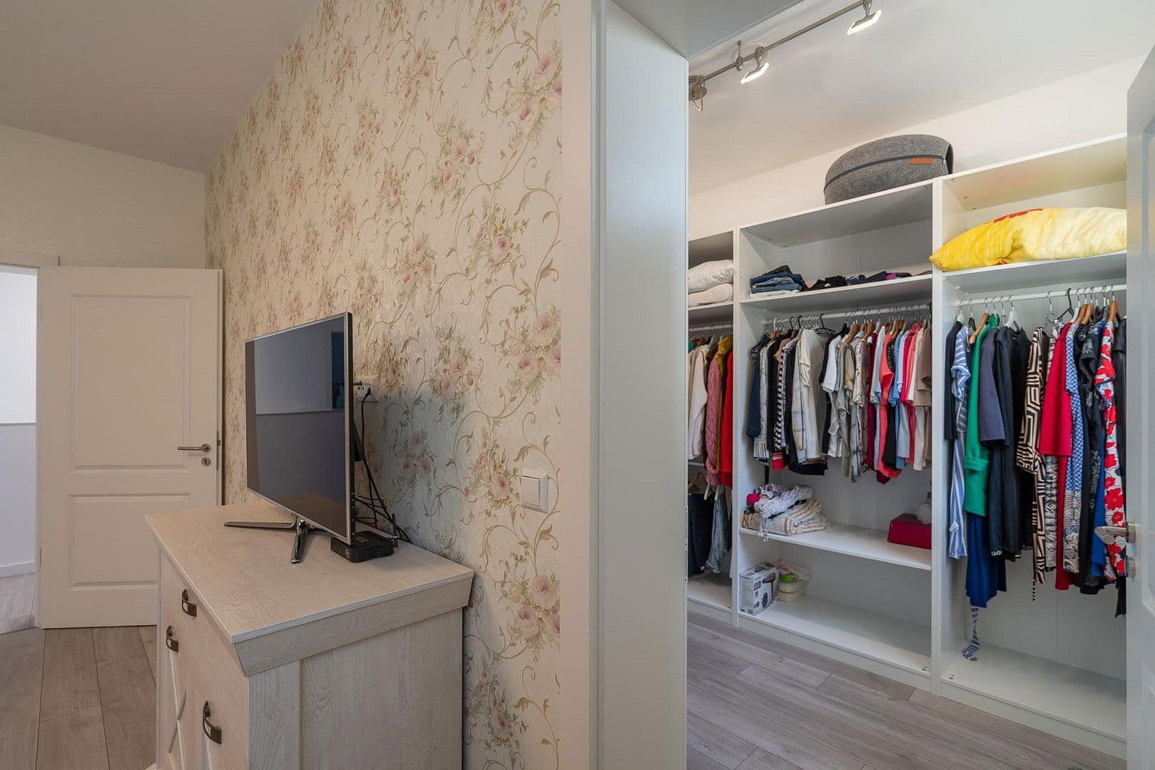 house for sale, 315 m², Satteldorf, Baden-Württemberg house for sale, 315 m², Satteldorf, Baden-Württemberg