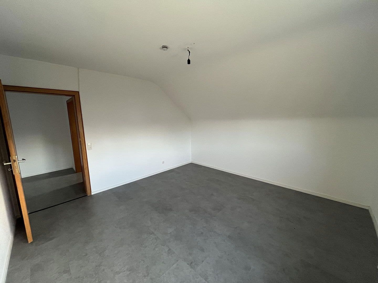 1 bedroom with open-plan kitchen flat to rent, 78 m², Mainhausen, Hesse 1 bedroom with open-plan kitchen flat to rent, 78 m², Mainhausen, Hesse
